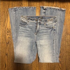 Express Light Blue Jeans w/ belt loop detail